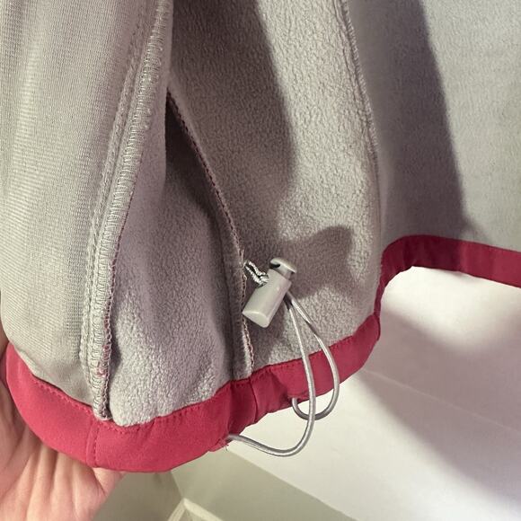 Audi Performance Soft Shell Vest Mens M Red Fleece Lined Zip Logo Wind Resistant - Picture 8 of 10